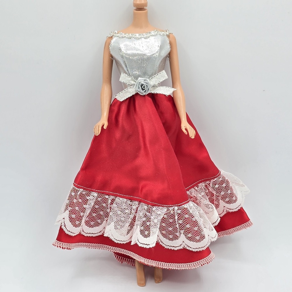 Barbie Fashion Silver Red Long Dress Vtg Clone Mommy Made Elegant‎ Lace